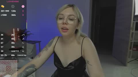   online show from September 22, 4:20 pm