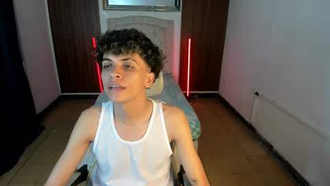 hot bunny online show from December 1, 4:39 am