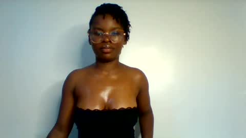 sweet cammy online show from June 15, 6:37 am