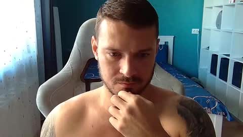 hot_cap_77 online show from October 17, 12:41 pm