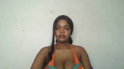 Zarah online show from June 2, 2:41 pm
