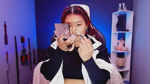 Snapshot of hot_chocolate_4u chatting on December 1, 12:10 pm hot chocolate 4u online show from December 1, 12:10 pm