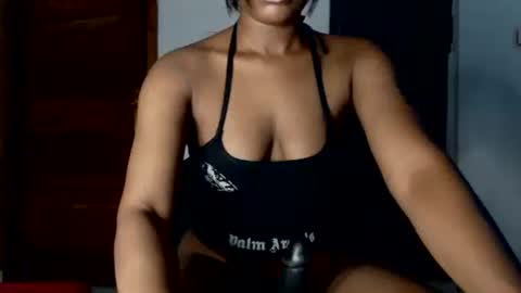 Snapshot of hot_chocoxxxx chatting on October 3, 2:36 pm sonia mis choco online show from October 3, 2:36 pm