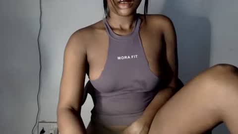 Snapshot of hot_chocoxxxx chatting on October 16, 7:31 am sonia mis choco online show from October 16, 7:31 am