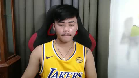 hot_emmanuel online show from October 26, 4:40 am