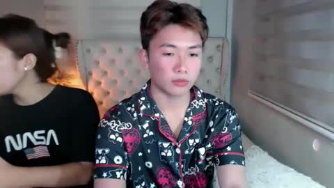 Snapshot of hot_falling_devilxx chatting on February 6, 11:32 am    online show from February 6, 11:32 am