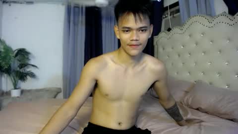 Snapshot of hot_fucker_ chatting on November 19, 8:25 am hot_fucker_ online show from November 19, 8:25 am