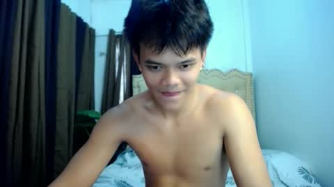 hot_fucker_ online show from June 9, 7:53 am