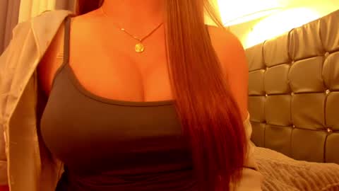 kelly lee online show from March 29, 7:19 am