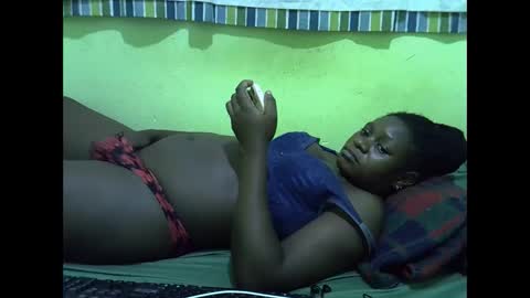 hot_girlly online show from March 17, 7:06 pm