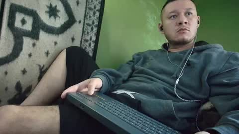 Snapshot of hot_guy36 chatting on December 1, 3:28 pm hot_guy36 online show from December 1, 3:28 pm