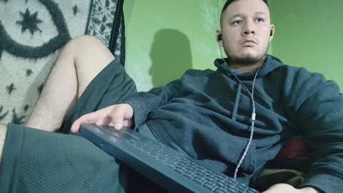 hot_guy36 online show from January 18, 5:06 pm