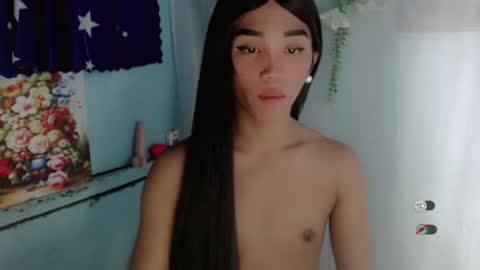 Snapshot of hot_khianna chatting on April 15, 8:53 pm Khianna online show from April 15, 8:53 pm