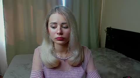 hot_kittie_hot online show from July 13, 8:17 am
