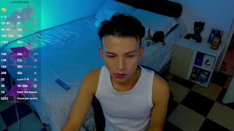 Alejandro online show from May 28, 8:28 pm
