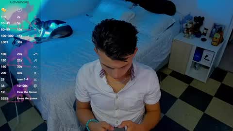 Alejandro online show from May 30, 12:30 am