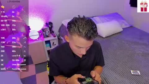 Alejandro online show from July 26, 4:20 am