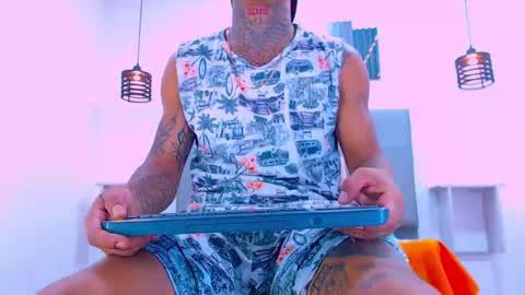 SEXY COUPLE  online show from March 9, 12:31 pm