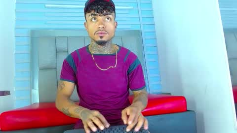 SEXY COUPLE  online show from March 14, 12:54 pm