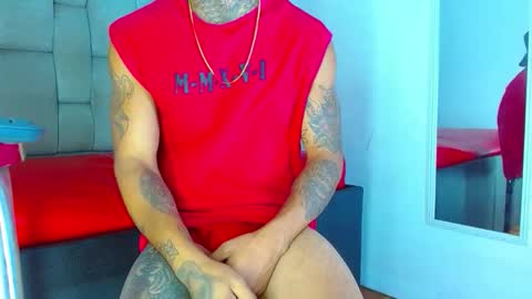 SEXY COUPLE  online show from March 19, 12:20 pm