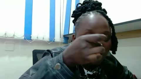 Linah online show from December 1, 10:31 am