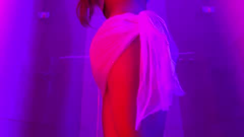 Snapshot of hot_link chatting on October 27, 12:04 am Hot Link online show from October 27, 12:04 am