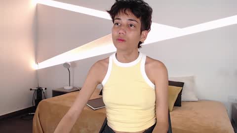 Alana online show from February 4, 9:20 pm