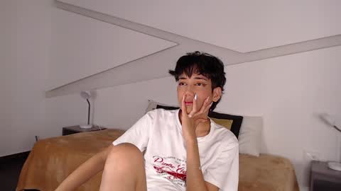 Alana online show from February 6, 11:58 pm