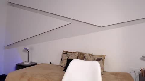 Alana online show from September 18, 9:50 pm