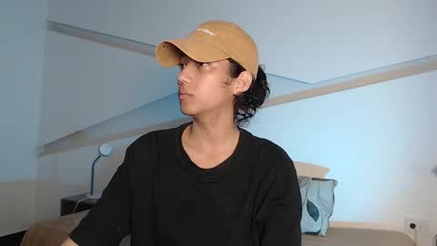 Alana online show from October 5, 9:02 pm