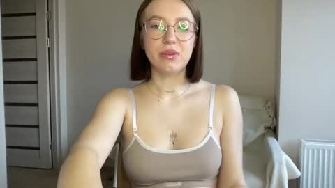 Lina online show from January 10, 8:40 am