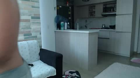 Mia online show from September 28, 2:22 pm