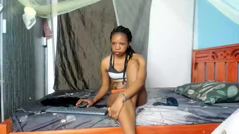 hot_moxie online show from October 2, 8:27 pm