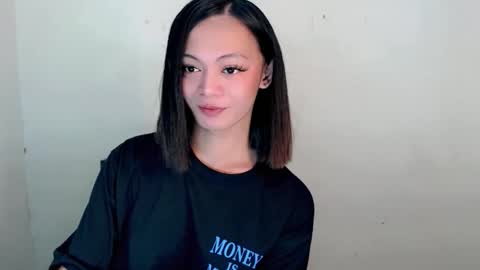 SWEET AGATHA online show from October 27, 6:50 am