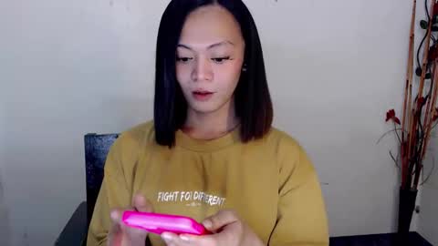 SWEET AGATHA online show from November 3, 2:18 pm