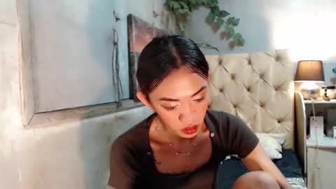 hot_petit69 online show from March 25, 4:07 am