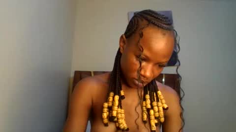 Snapshot of hot_petite100 chatting on May 11, 5:24 am hot petite100 online show from May 11, 5:24 am