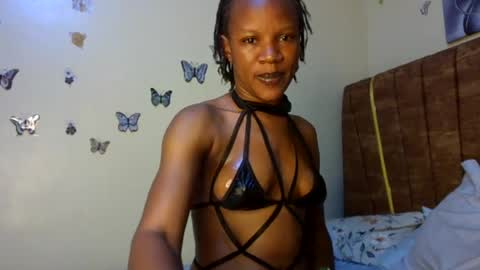 Snapshot of hot_petite100 chatting on June 15, 6:26 am hot petite100 online show from June 15, 6:26 am