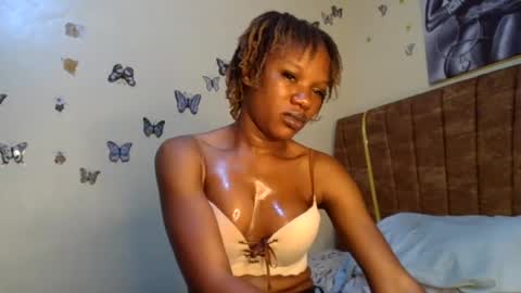 Snapshot of hot_petite100 chatting on June 25, 5:56 am hot petite100 online show from June 25, 5:56 am