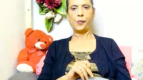 hot queen online show from June 9, 6:58 am