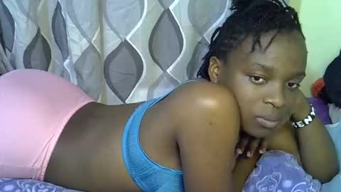 Snapshot of hot_rinah chatting on April 14, 6:58 pm Hot rinah online show from April 14, 6:58 pm