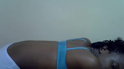 Snapshot of hot_rinah chatting on April 30, 5:47 am Hot rinah online show from April 30, 5:47 am