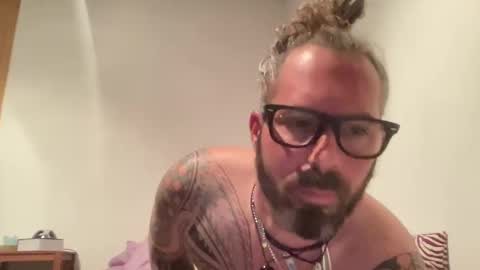 Snapshot of hot_sex83 chatting on February 16, 5:15 pm letmedoo2 online show from February 16, 5:15 pm