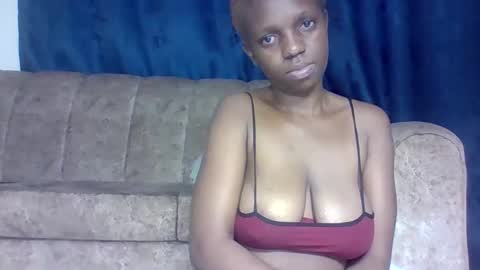 Snapshot of hot_sexxy_baby chatting on March 6, 12:40 am hot_sexxy_baby online show from March 6, 12:40 am