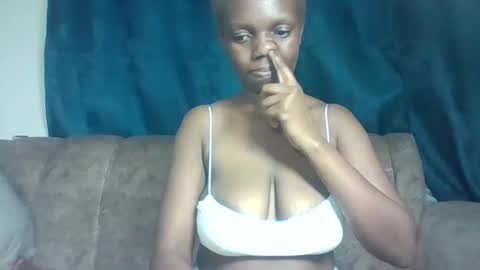 Snapshot of hot_sexxy_baby chatting on March 6, 2:13 pm hot_sexxy_baby online show from March 6, 2:13 pm