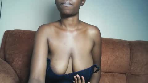 Snapshot of hot_sexxy_baby chatting on March 11, 11:22 pm hot_sexxy_baby online show from March 11, 11:22 pm