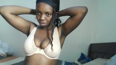 Snapshot of hot_sexxy_baby chatting on April 6, 12:17 pm hot_sexxy_baby online show from April 6, 12:17 pm