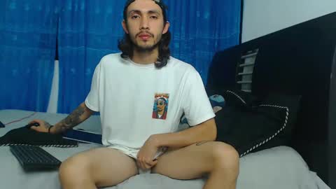 Hot Sharks   online show from September 14, 5:28 am