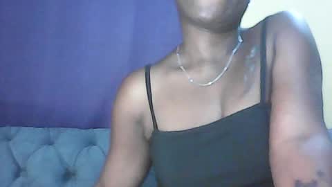 Snapshot of hot_tash chatting on June 11, 6:28 pm hot_tash online show from June 11, 6:28 pm