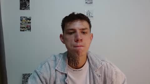 Snapshot of hot_teo_ chatting on December 16, 9:58 am Mateo online show from December 16, 9:58 am